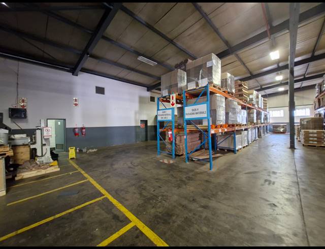 1,200M² FACTORY TO LET IN JET PARK